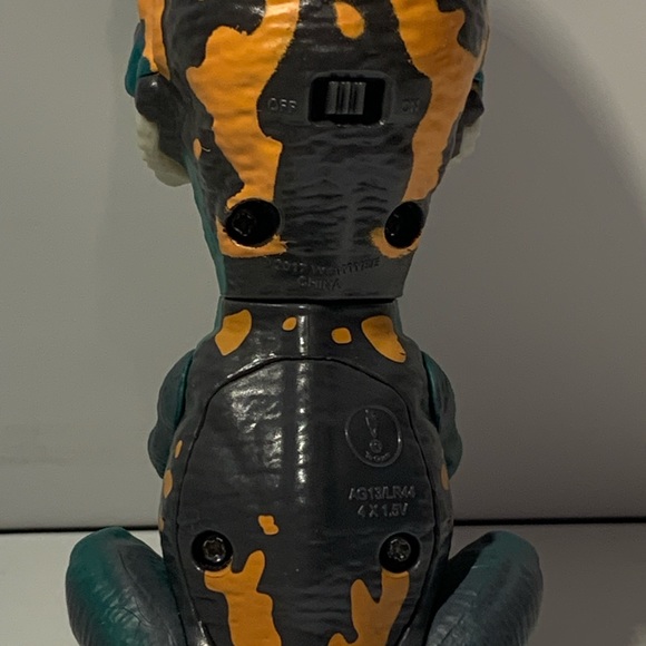 [2/$25] WOWWEE UNTAMED RAPTOR FINGERLINGS FURY INTERACTIVE ELETRONIC DINO TOY - Picture 6 of 7